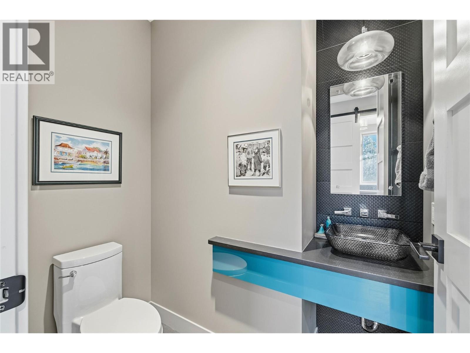 1555 KICKING HORSE Way, Kamloops