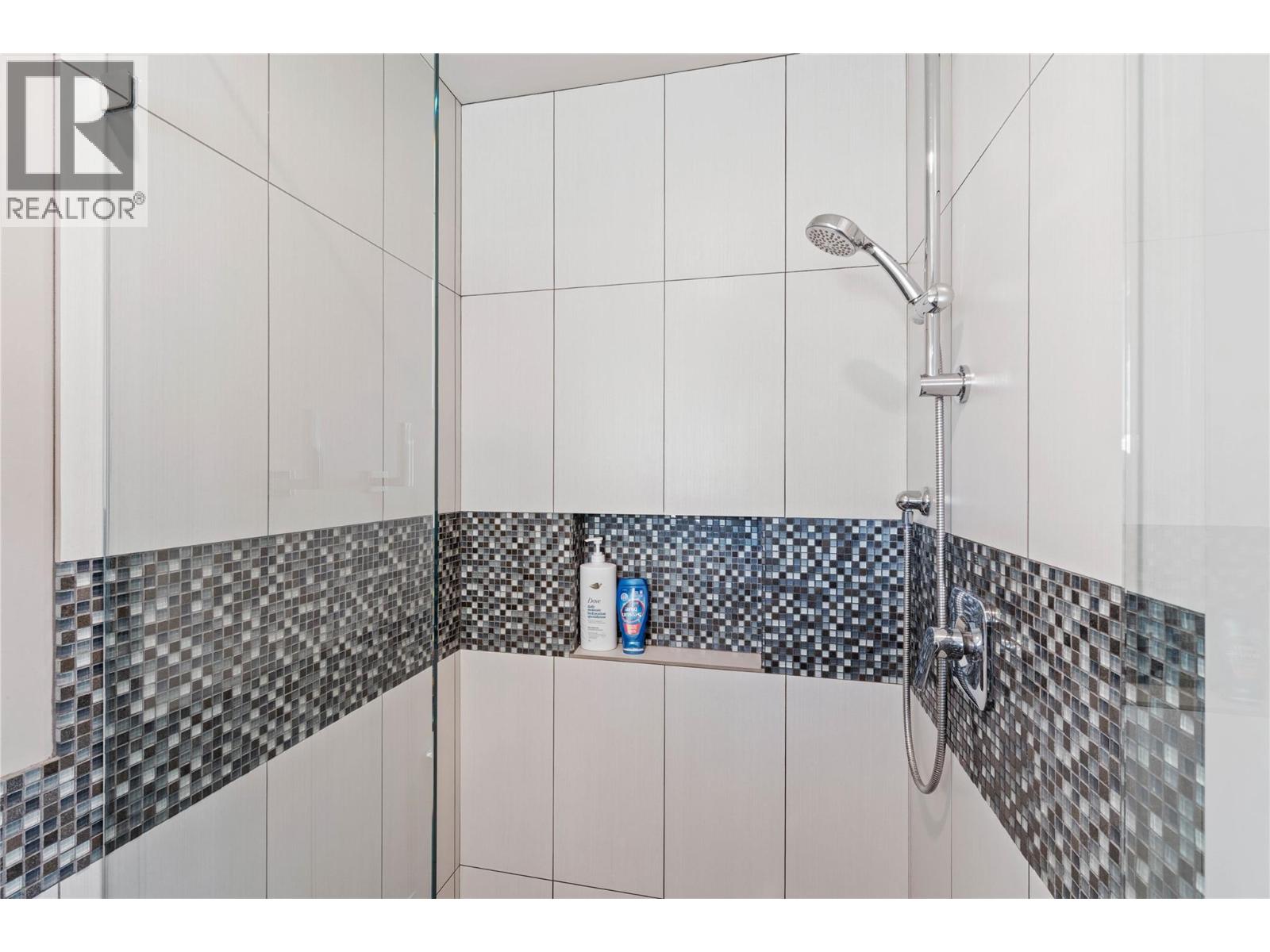 1555 KICKING HORSE Way, Kamloops