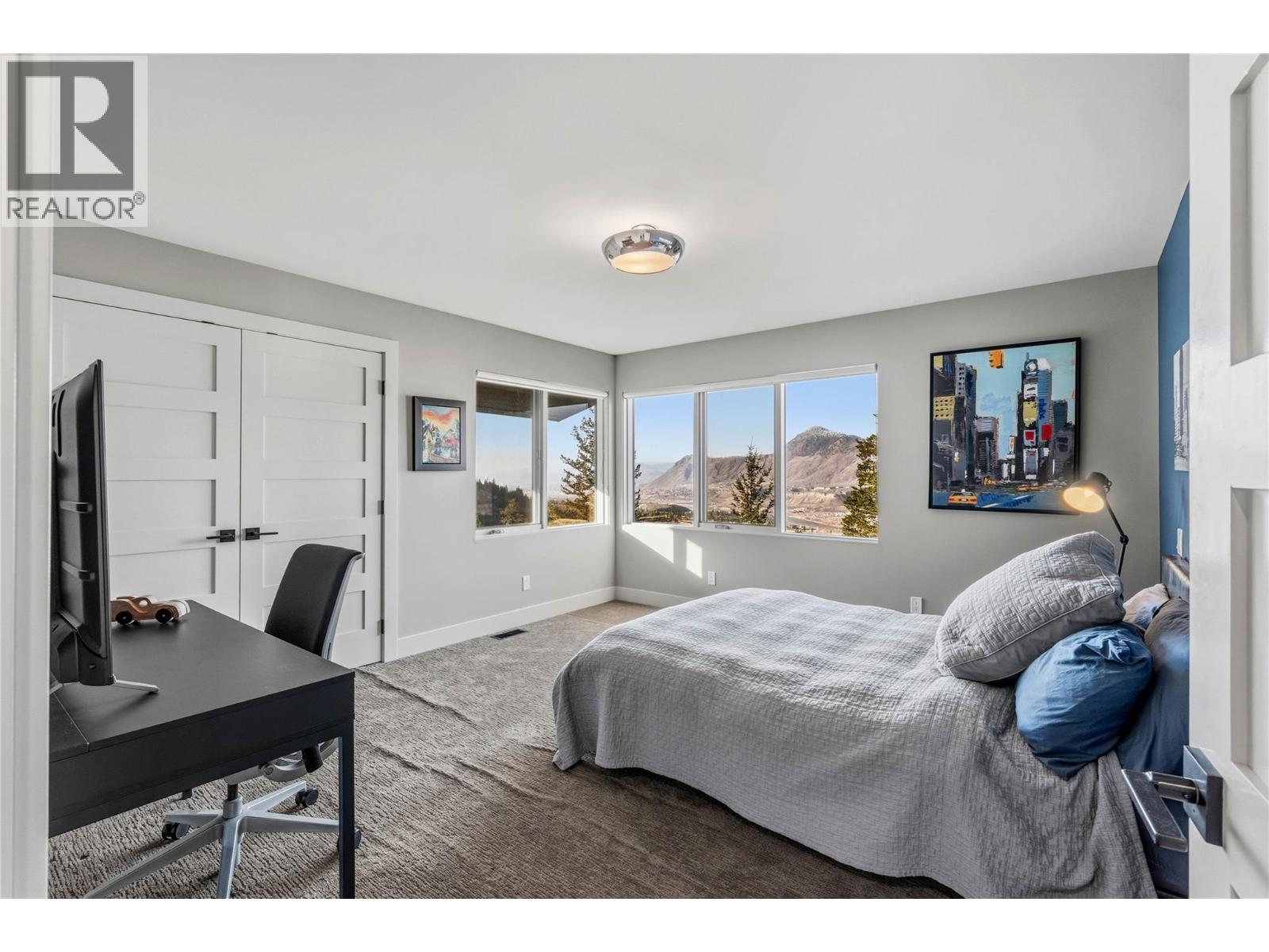 1555 KICKING HORSE Way, Kamloops