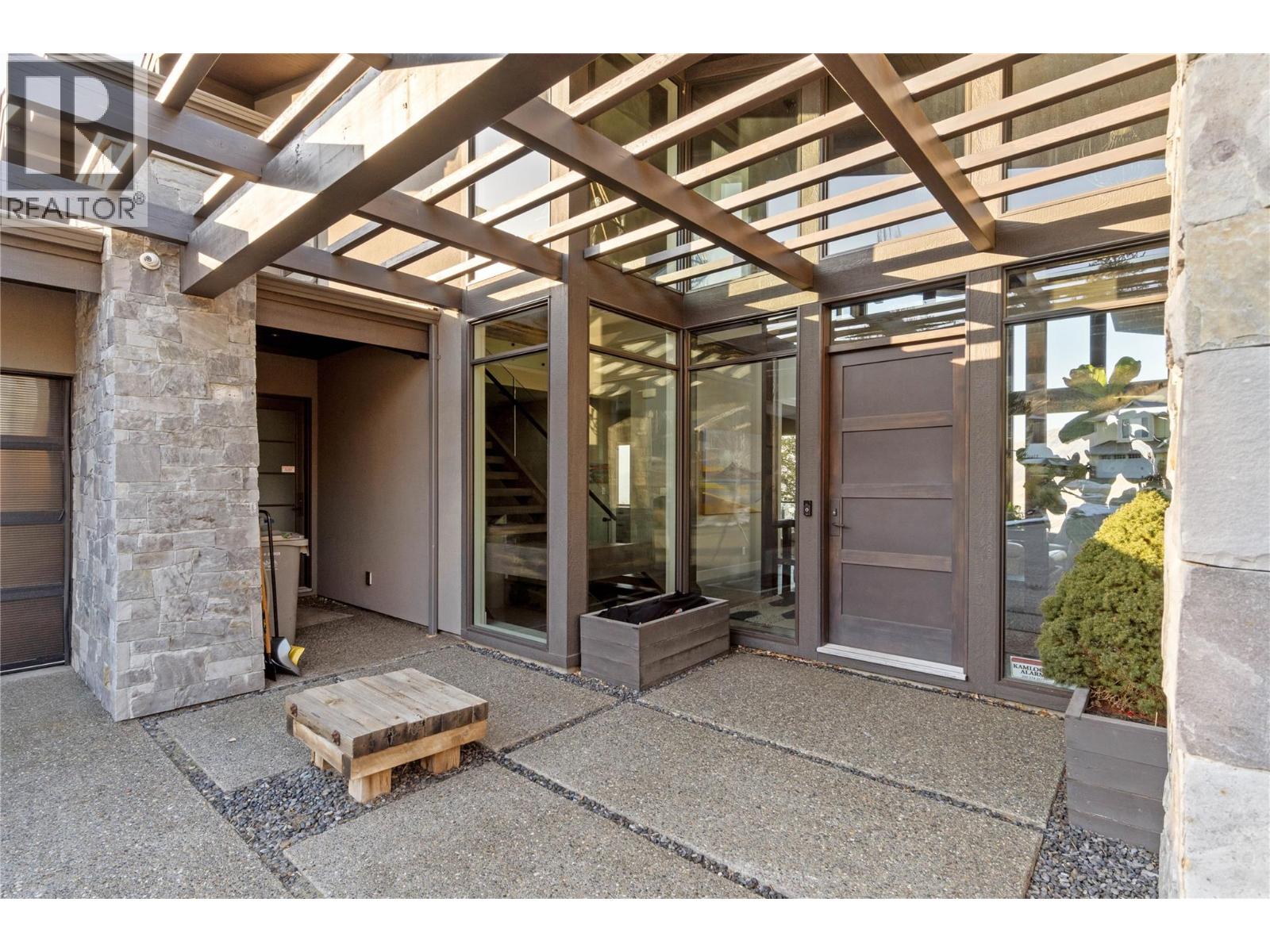 1555 KICKING HORSE Way, Kamloops