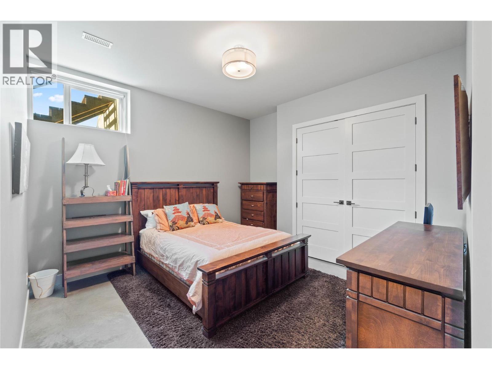 1555 KICKING HORSE Way, Kamloops