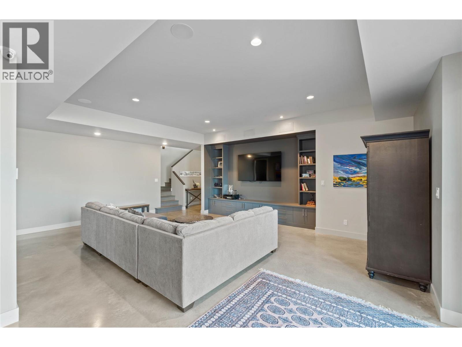 1555 KICKING HORSE Way, Kamloops