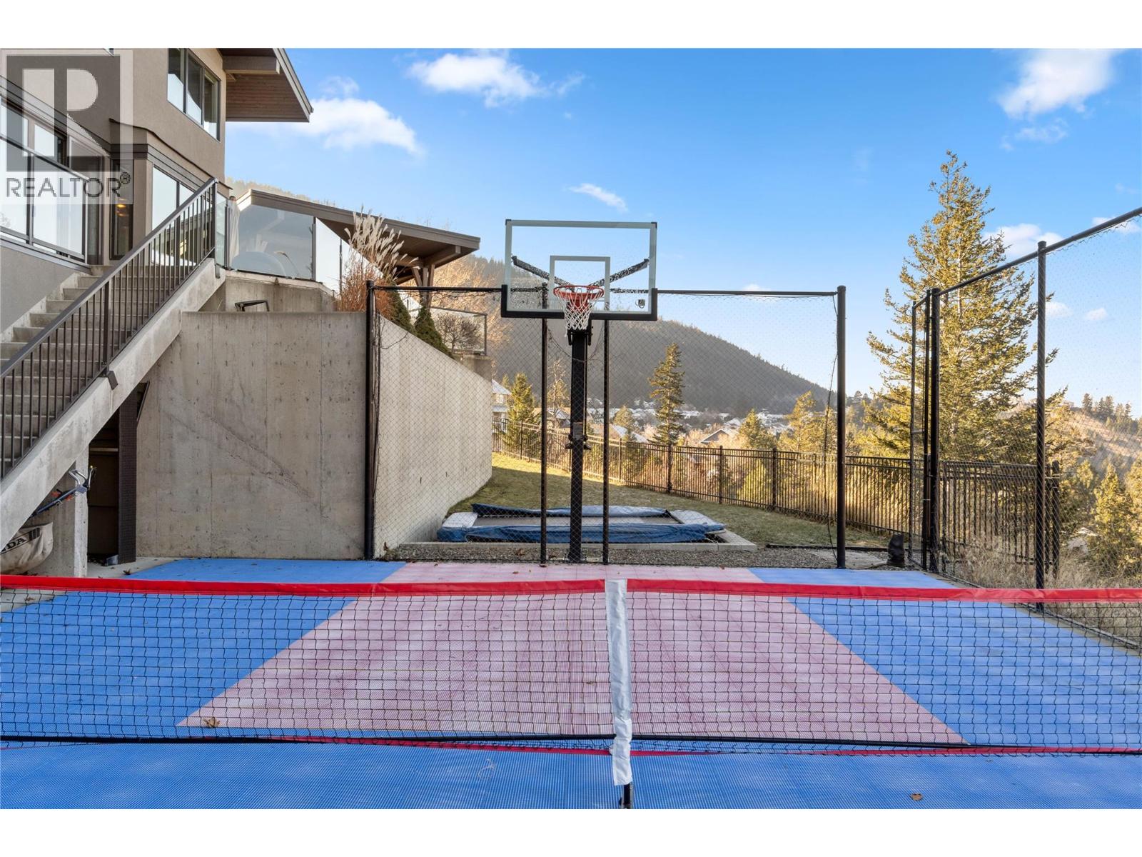 1555 KICKING HORSE Way - 60