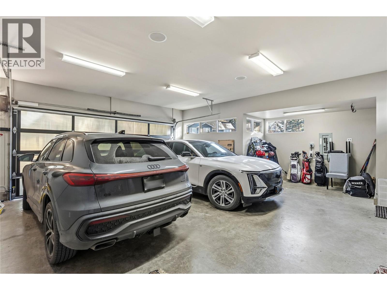 1555 KICKING HORSE Way, Kamloops