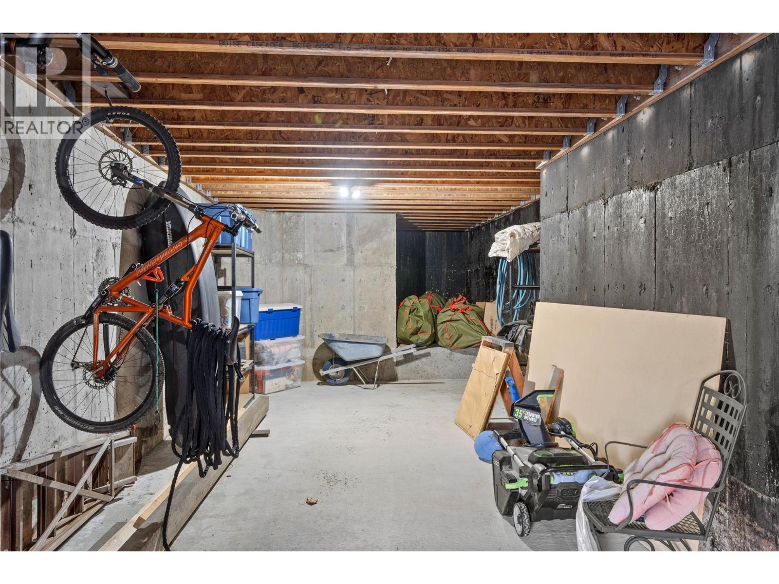 1555 KICKING HORSE Way - 81