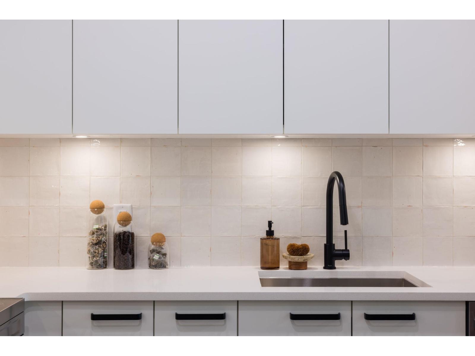 204 33920 BEST AVENUE, Mission