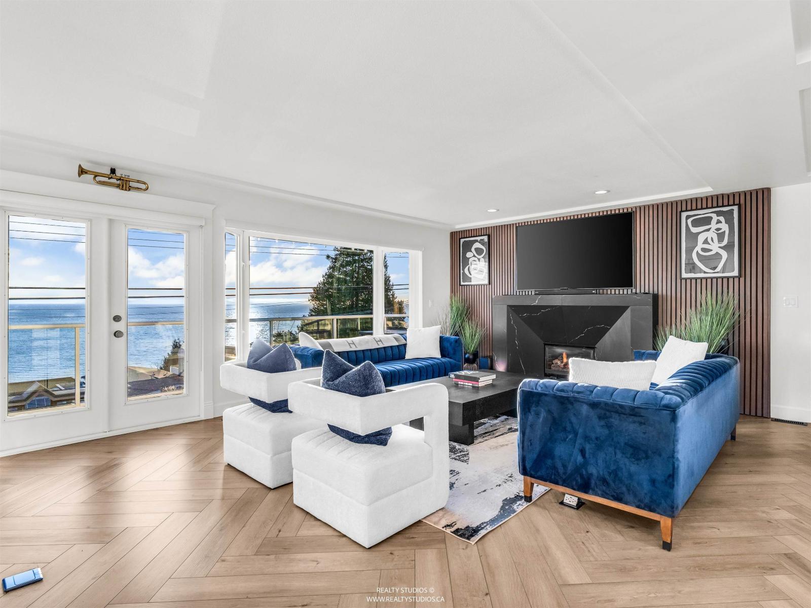 15383 COLUMBIA AVENUE, White Rock