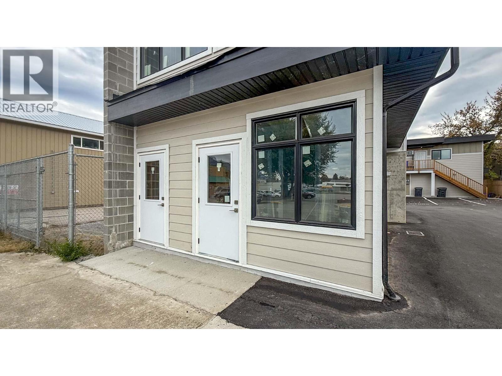  704 Cliff Avenue, Enderby