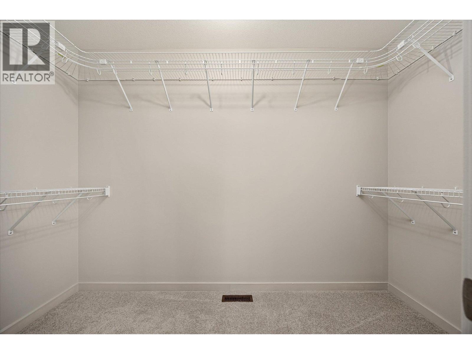  848 Galbraith Place, Kelowna