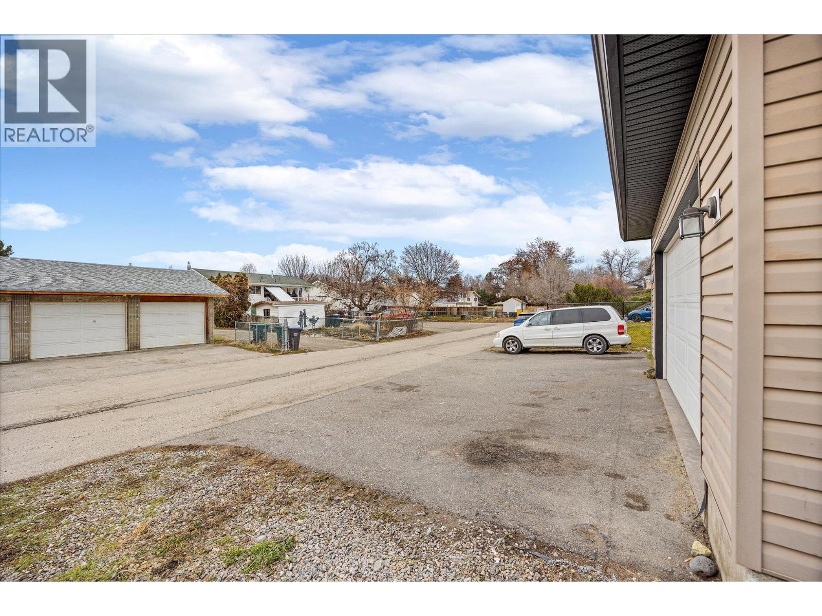  848 Galbraith Place, Kelowna