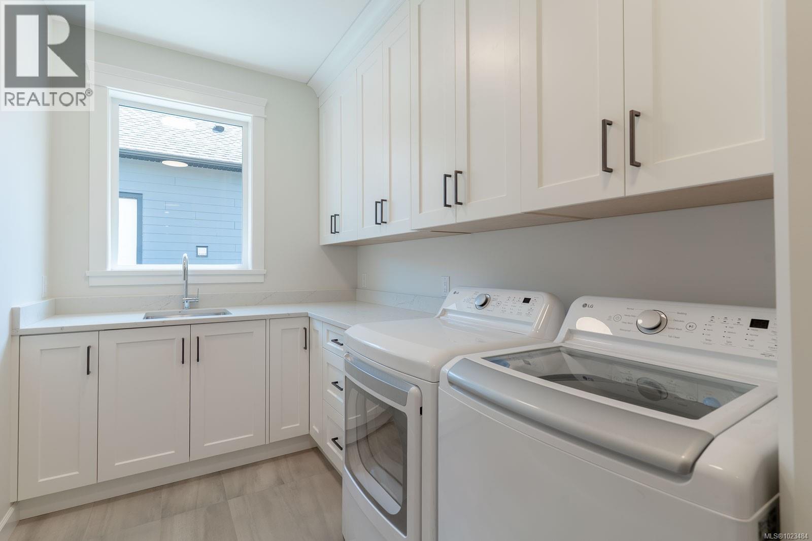 2780 Burde St, Port Alberni