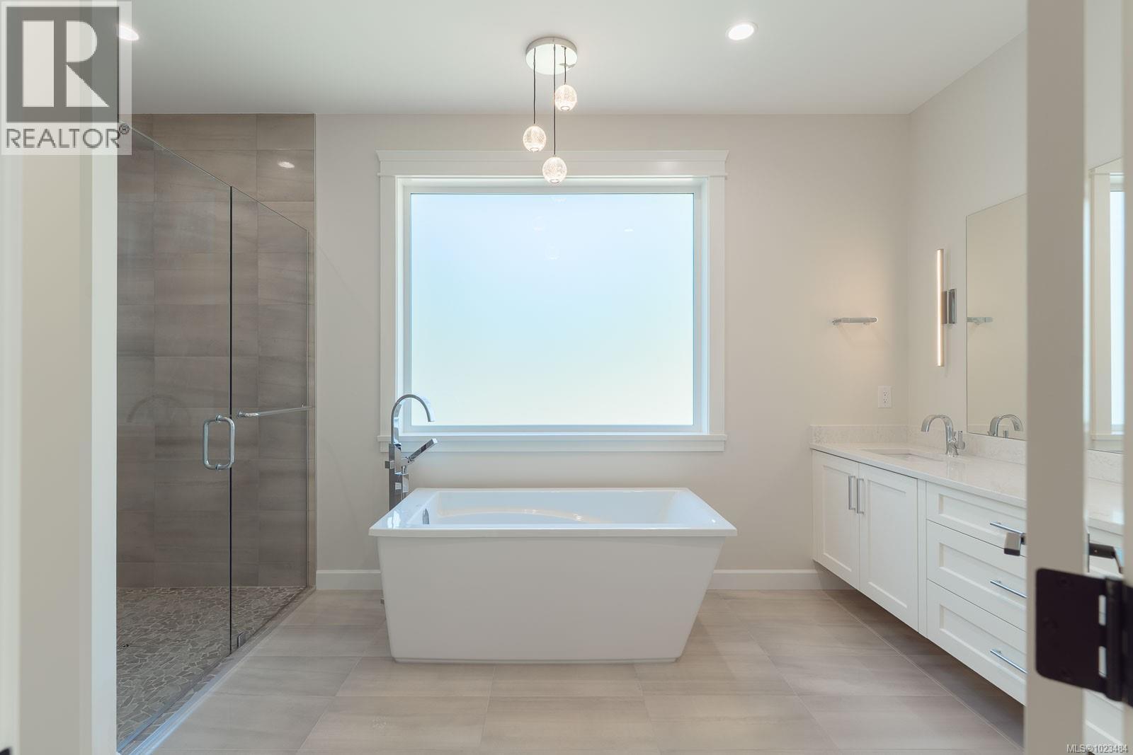 2780 Burde St, Port Alberni