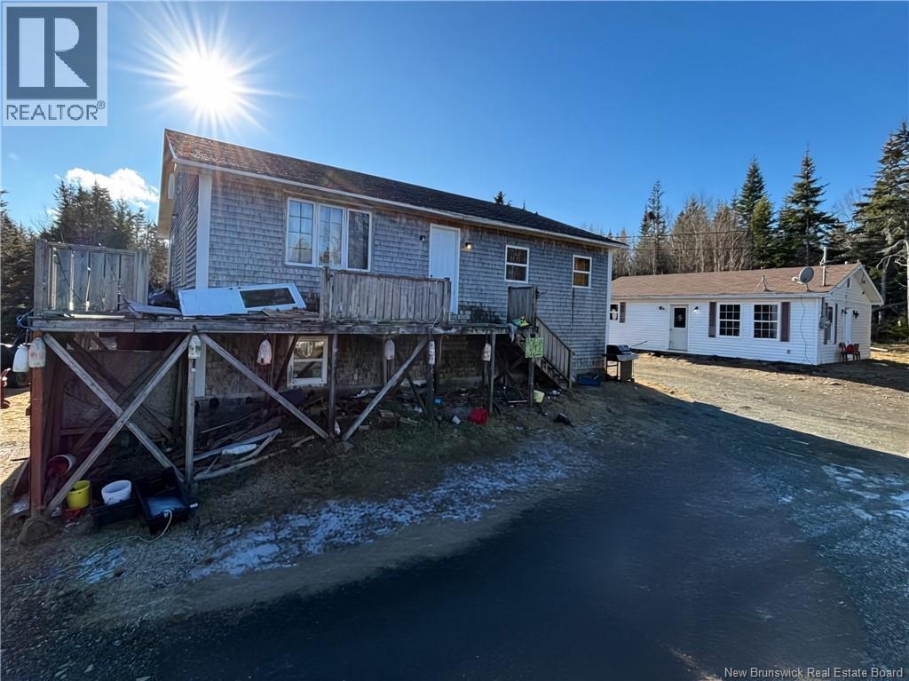 36 LEONARD DRIVE - 2