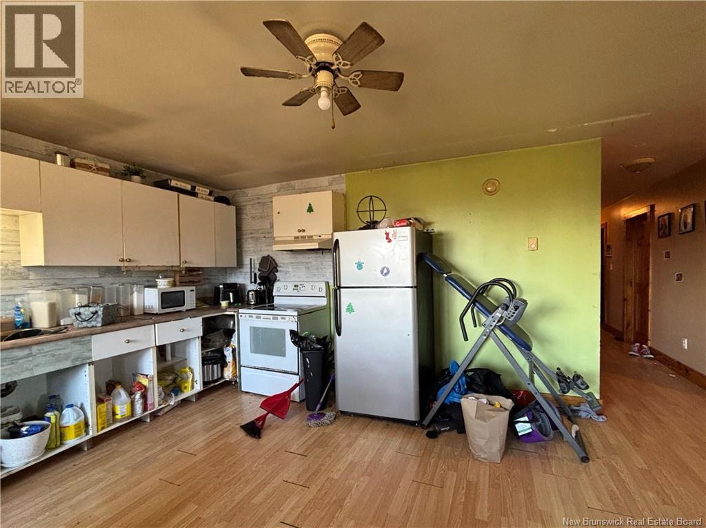36 LEONARD DRIVE - Image 25