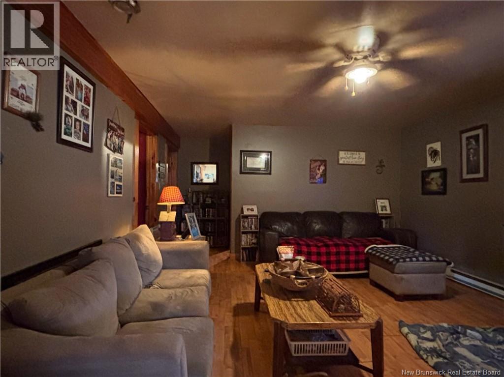 36 LEONARD DRIVE - Image 31