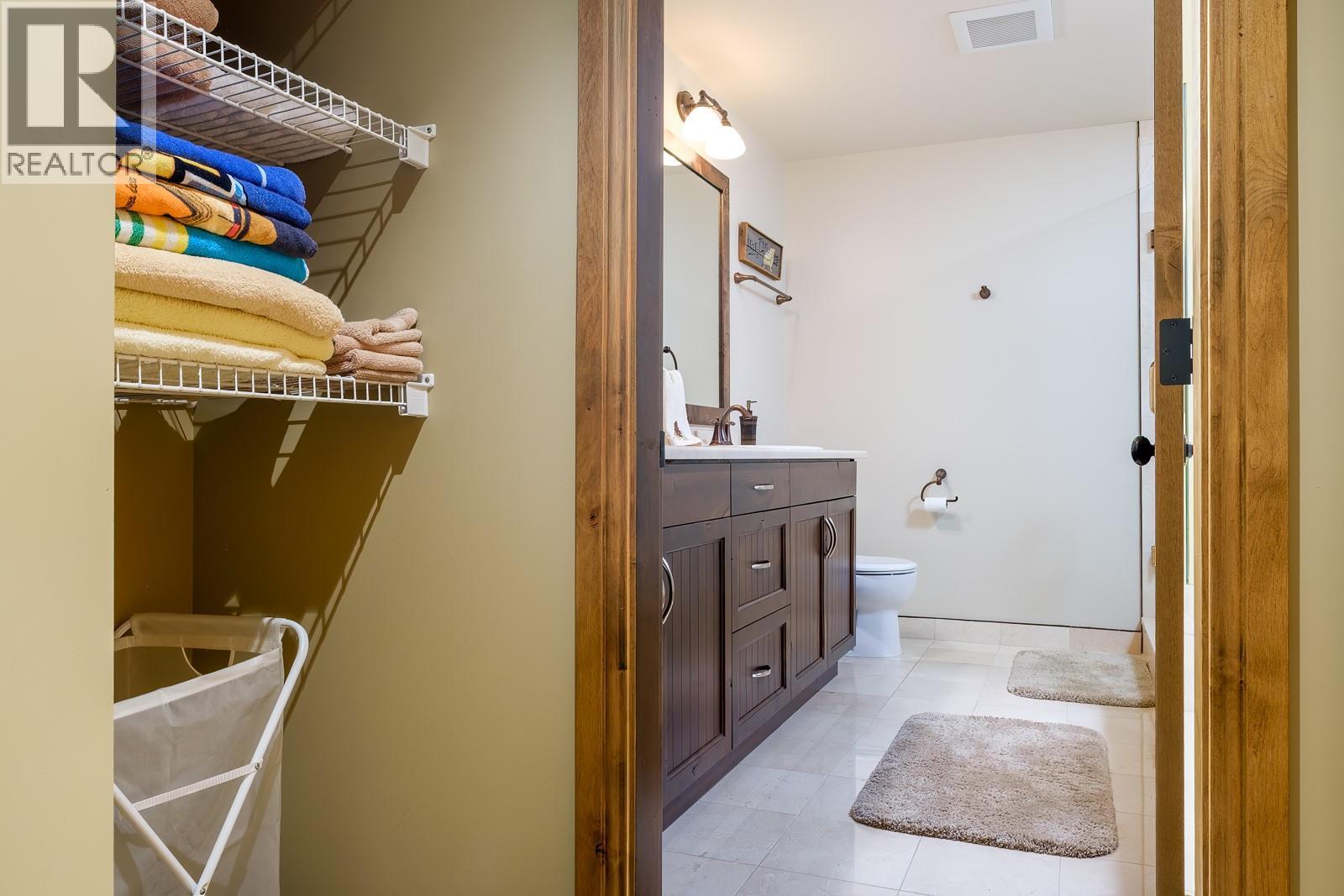 1000 Telemark Road Unit# 102, Rossland