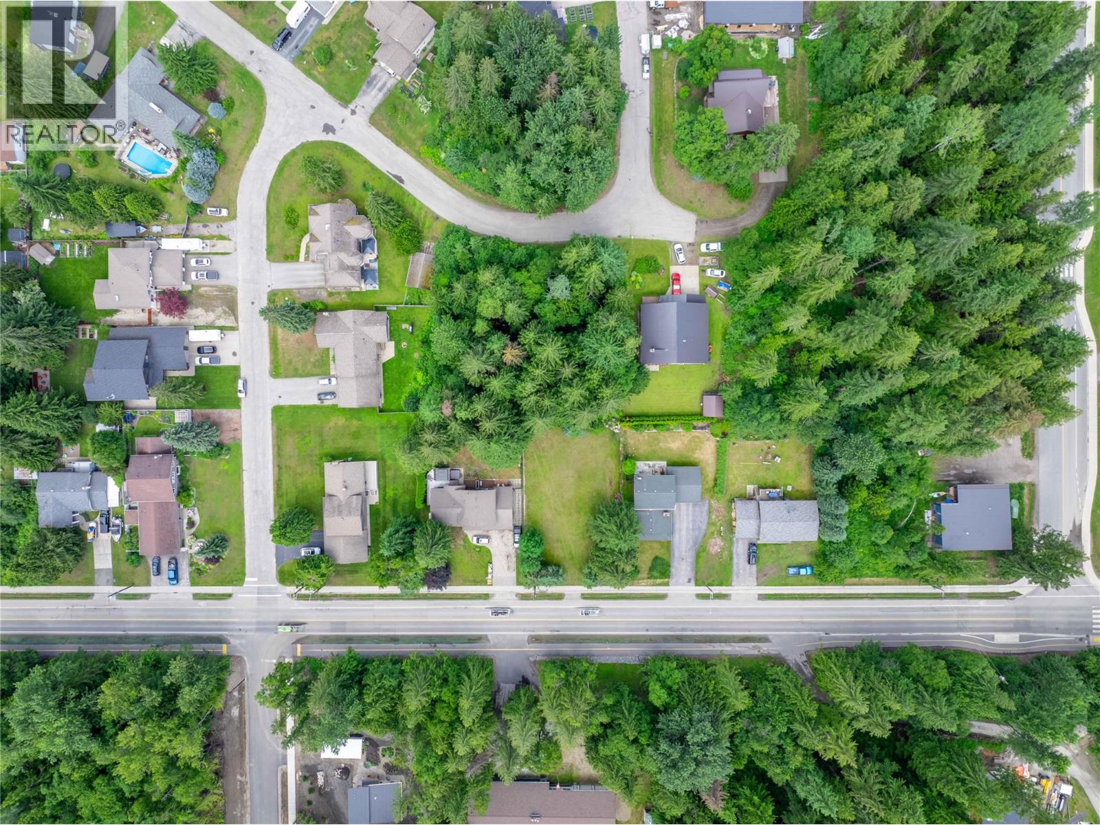 1565 Pratico Road, Revelstoke