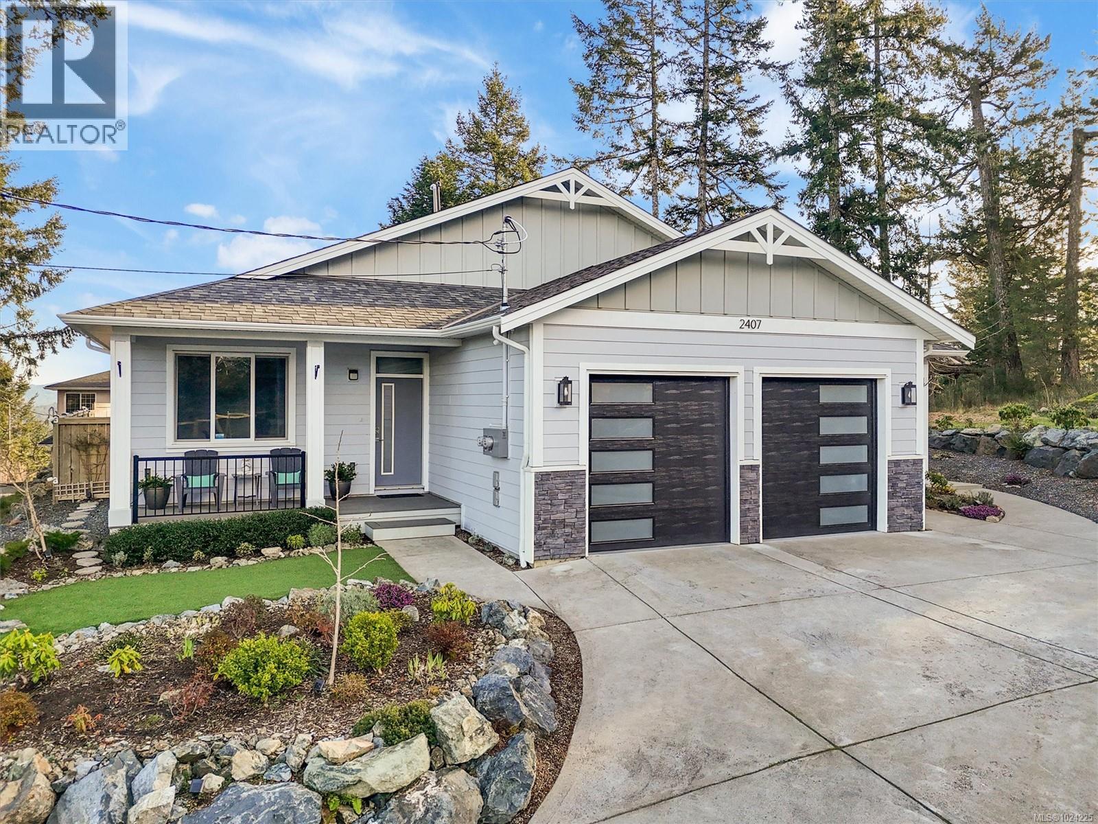 2407 Mountain Heights Dr, Sooke