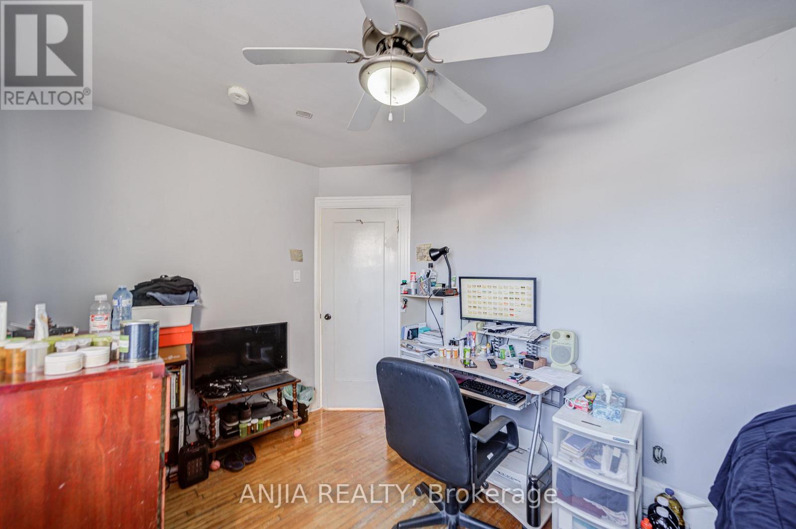 7 LINNSMORE CRESCENT - 22