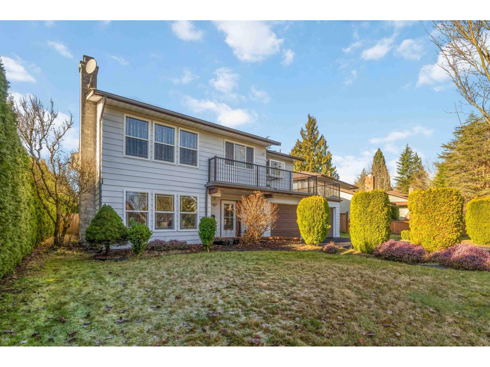 9113 145A Street - photo 2