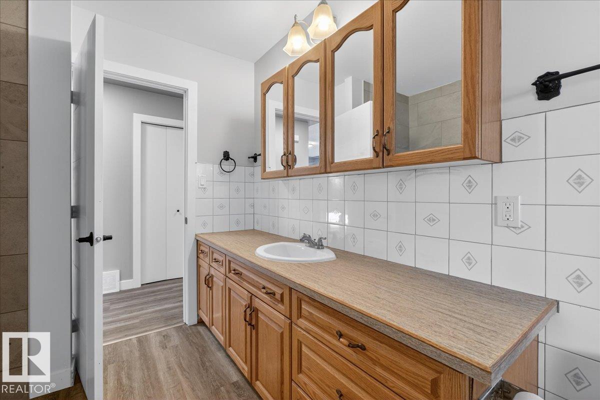 #293 22106 S COOKING LAKE RD, Rural Strathcona County