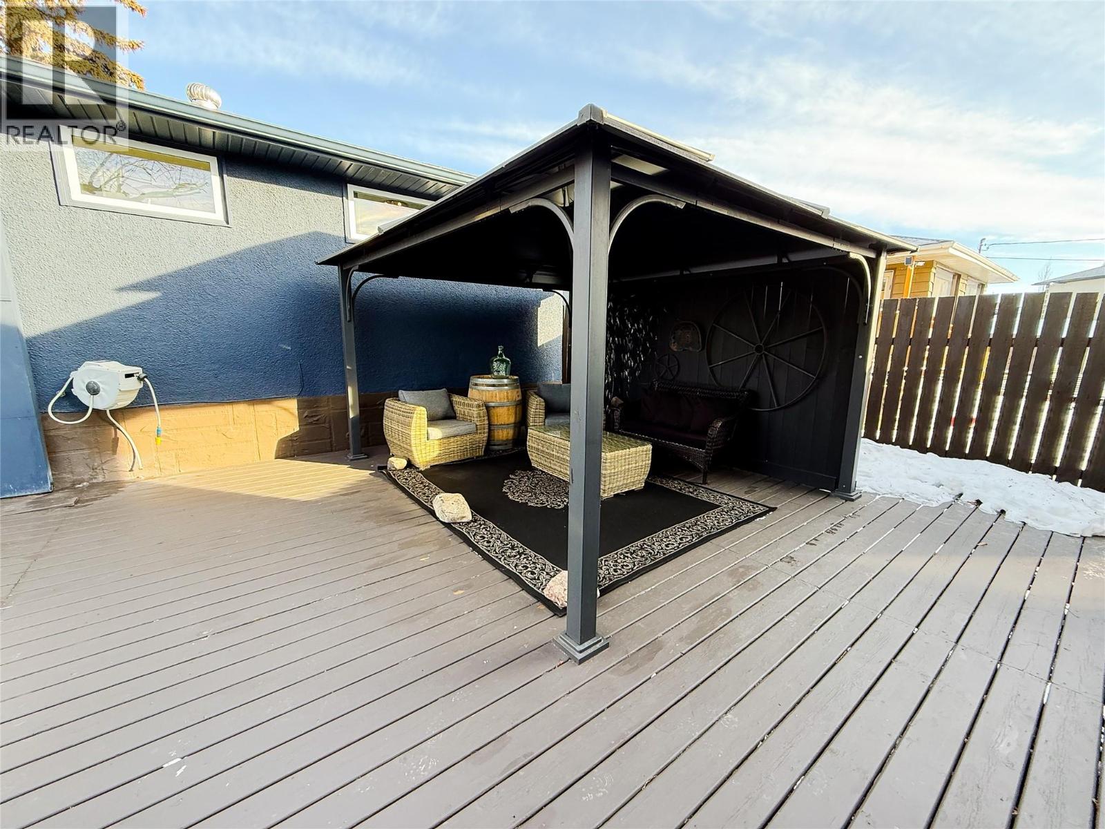 1905 90 Avenue, Dawson Creek