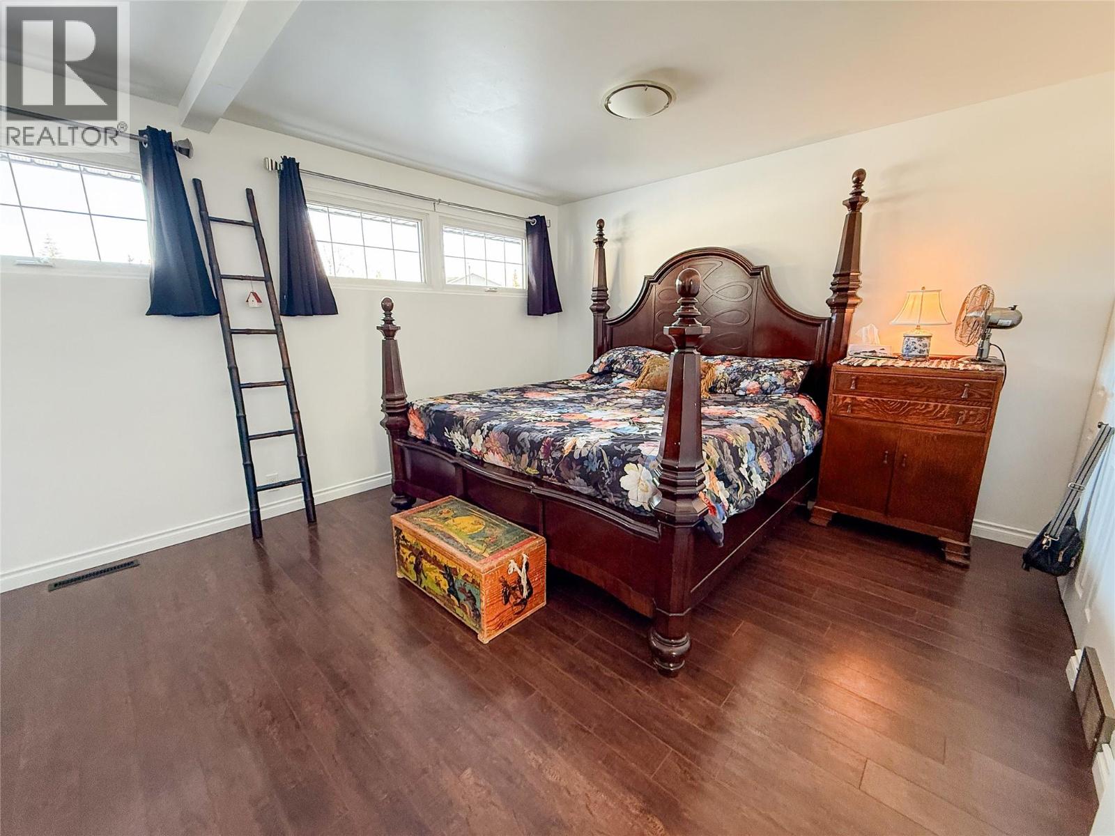 1905 90 Avenue, Dawson Creek