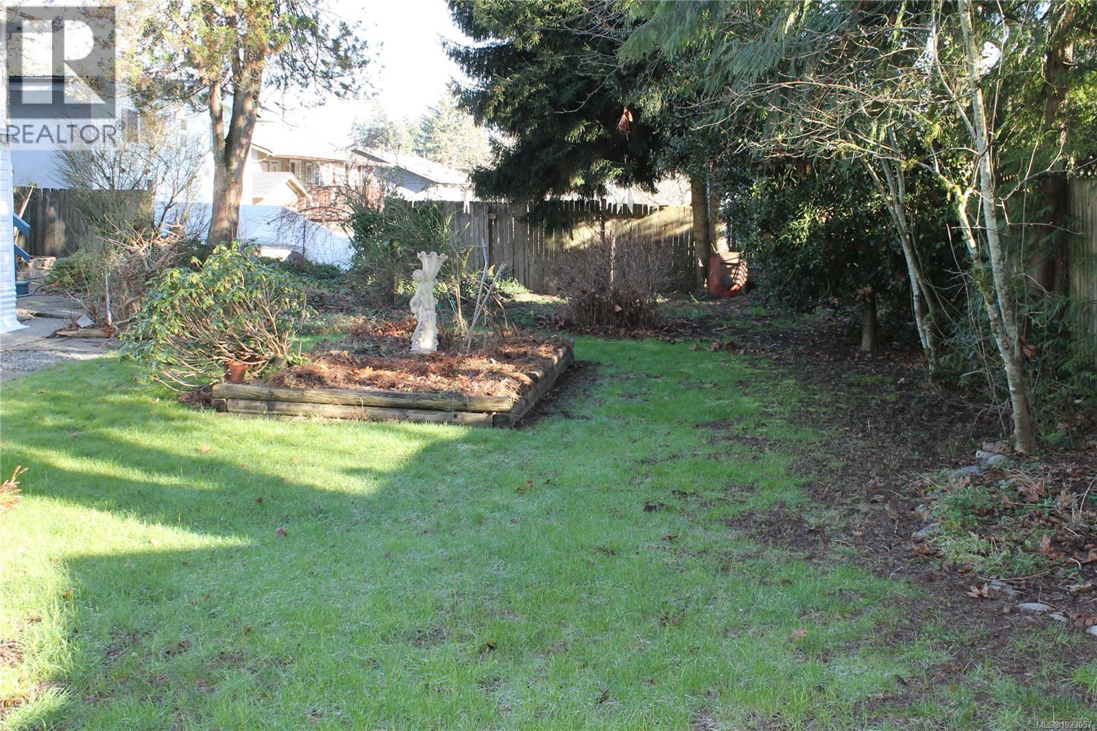 6331 Fairview Pl, Duncan