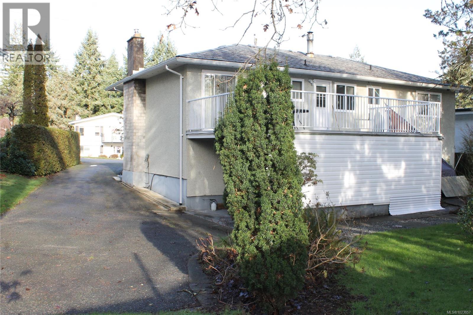 6331 Fairview Pl, Duncan