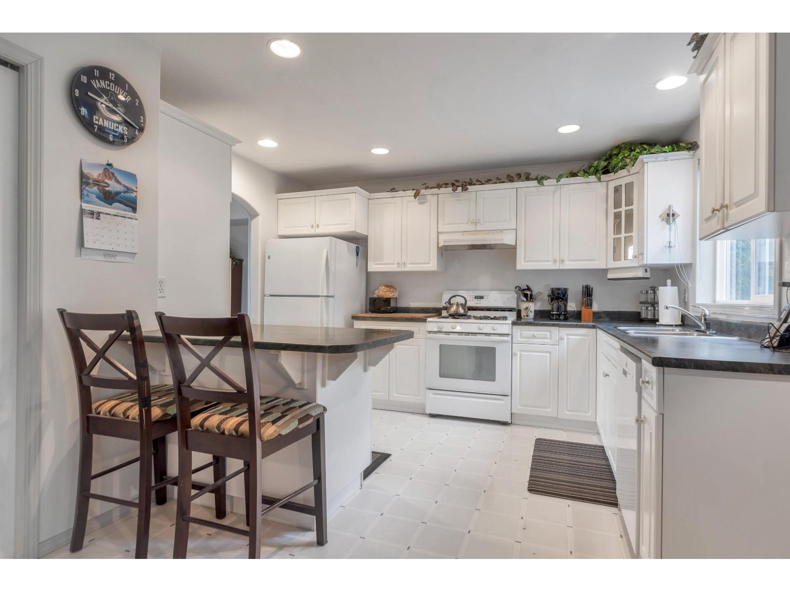 223 BALSAM AVENUE, Harrison Hot Springs, Harrison Hot Springs