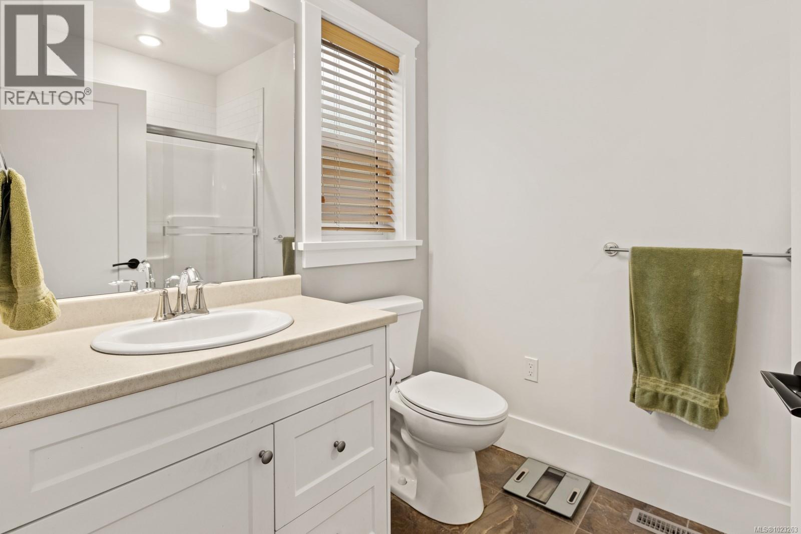 143 Village Way, Duncan