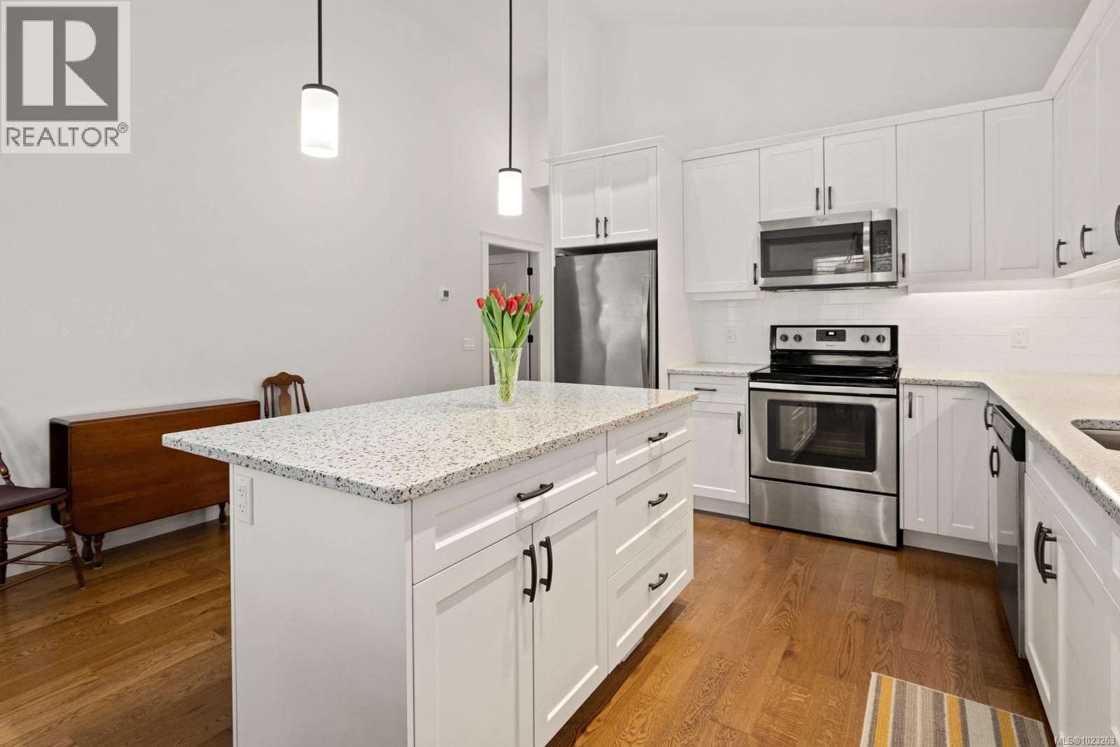 143 Village Way, Duncan