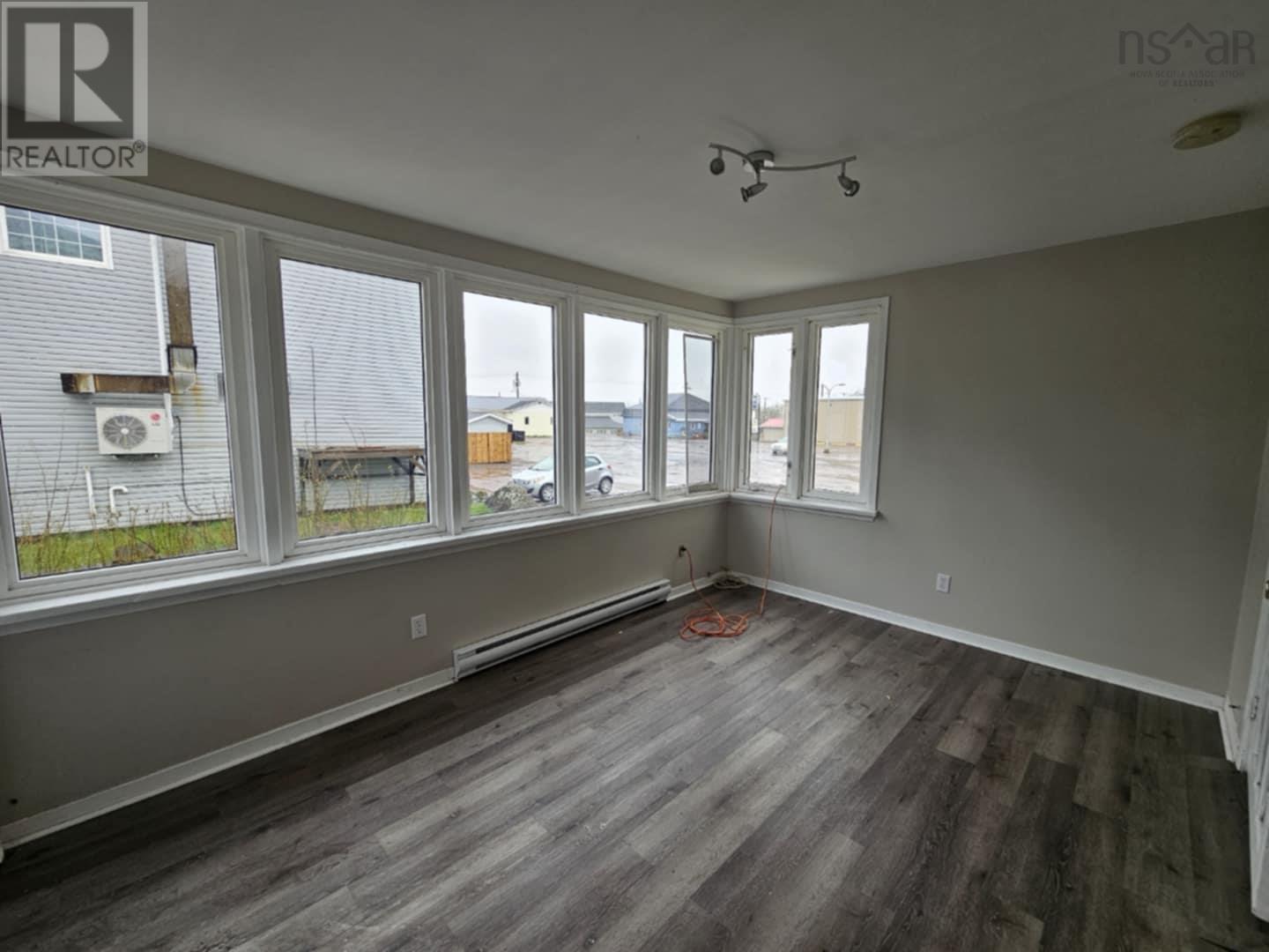 Property 5 of 11 of 14 Prince arthur Street