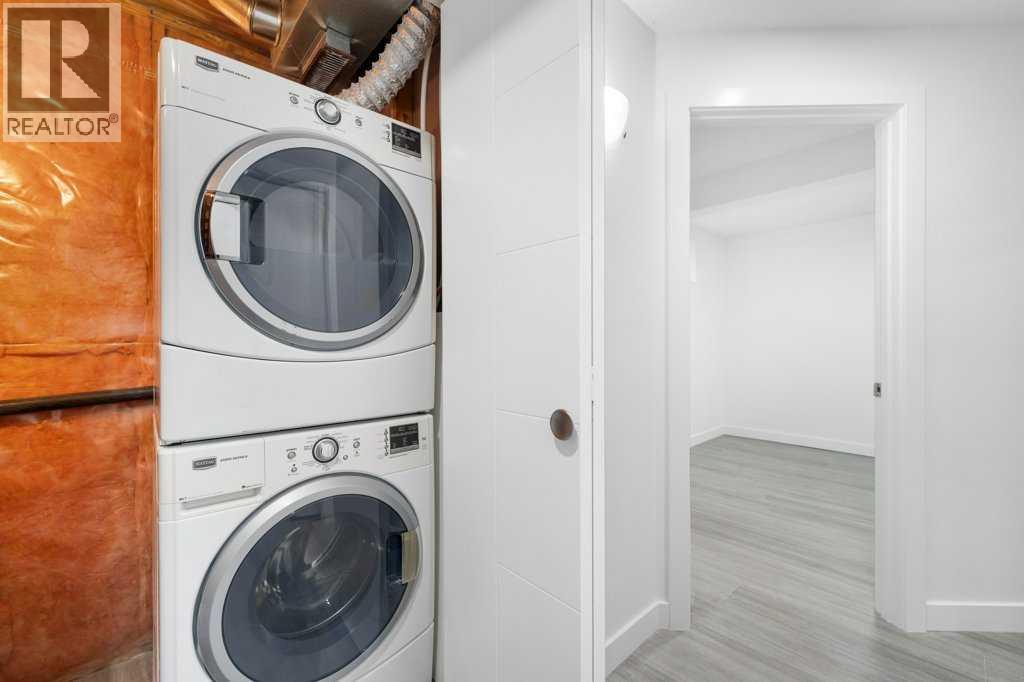 Single Family House 4 Level for Sale in  Martinwood Place NE Martindale Calgary 