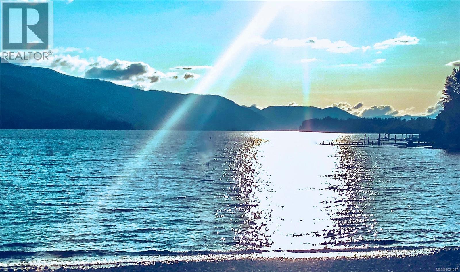  LOT B Sa-Seen-Os Road, Youbou