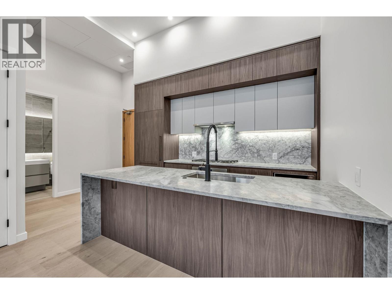 5105 2186 GILMORE AVENUE, Burnaby