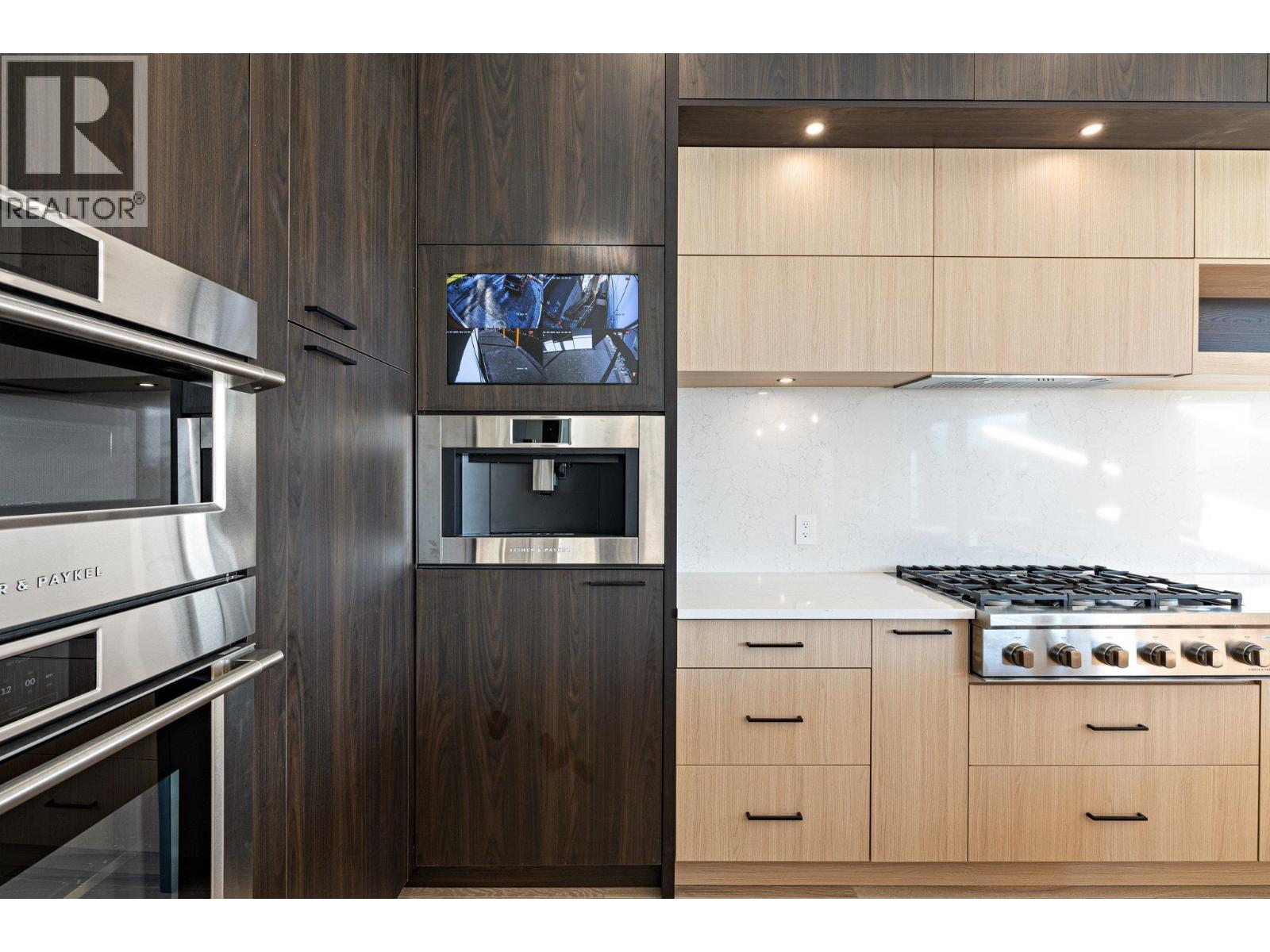 2216 WINDSAIL PLACE, Squamish