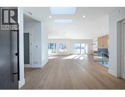 2216 Windsail Place, Squamish, BC V8B0T6 Photo 11