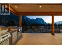 2216 Windsail Place, Squamish, BC V8B0T6 Photo 35