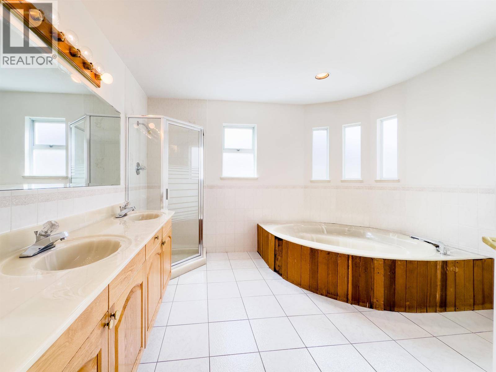 3630 CAMBRIDGE STREET, Vancouver