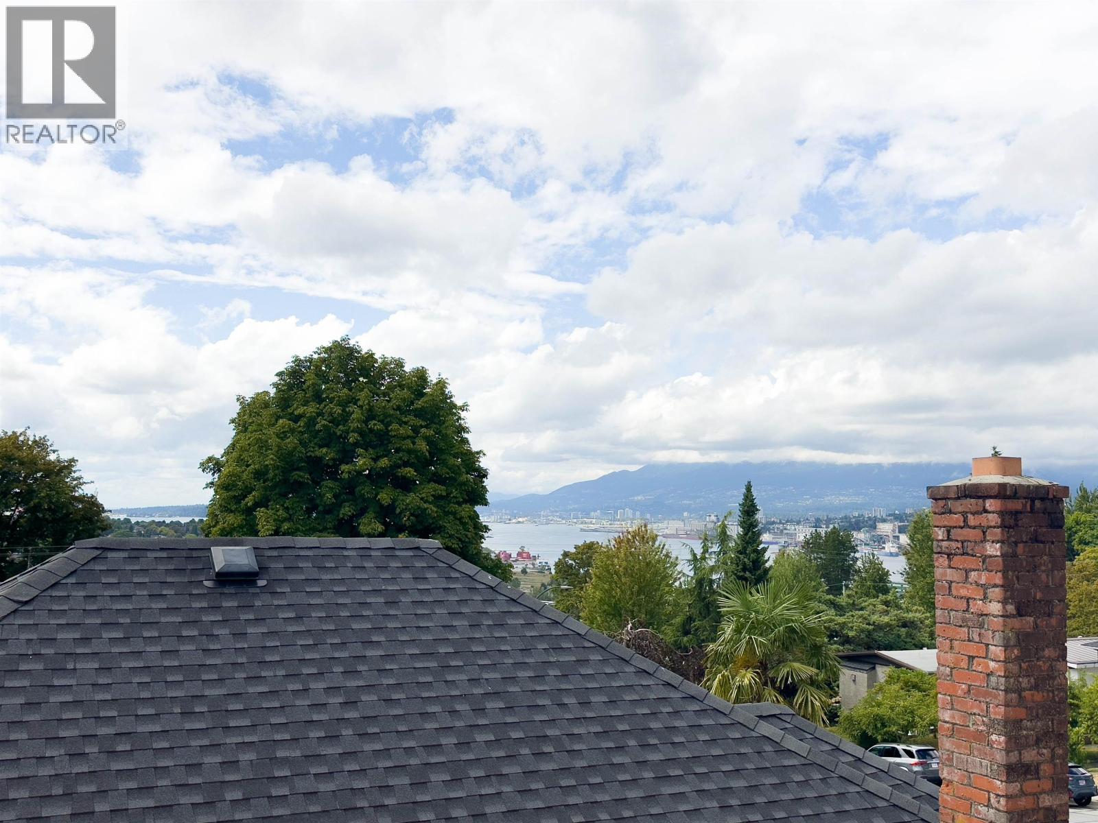 3630 CAMBRIDGE STREET, Vancouver