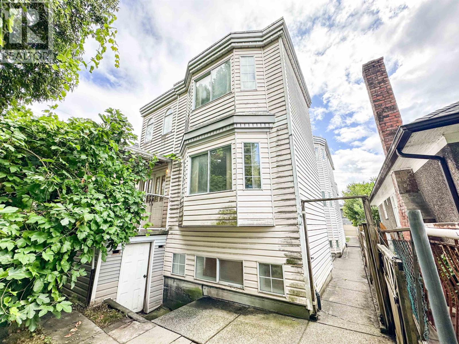 3630 CAMBRIDGE STREET, Vancouver