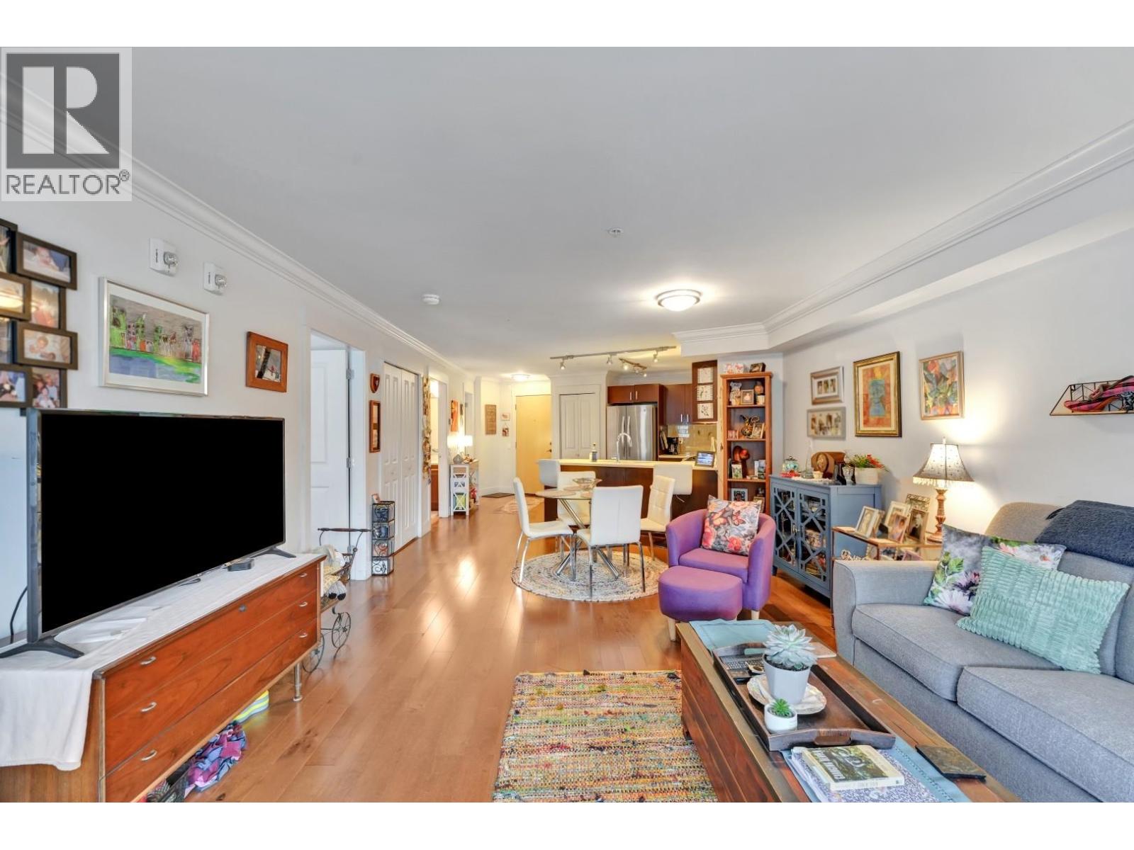 857 W 15TH STREET — photo 16