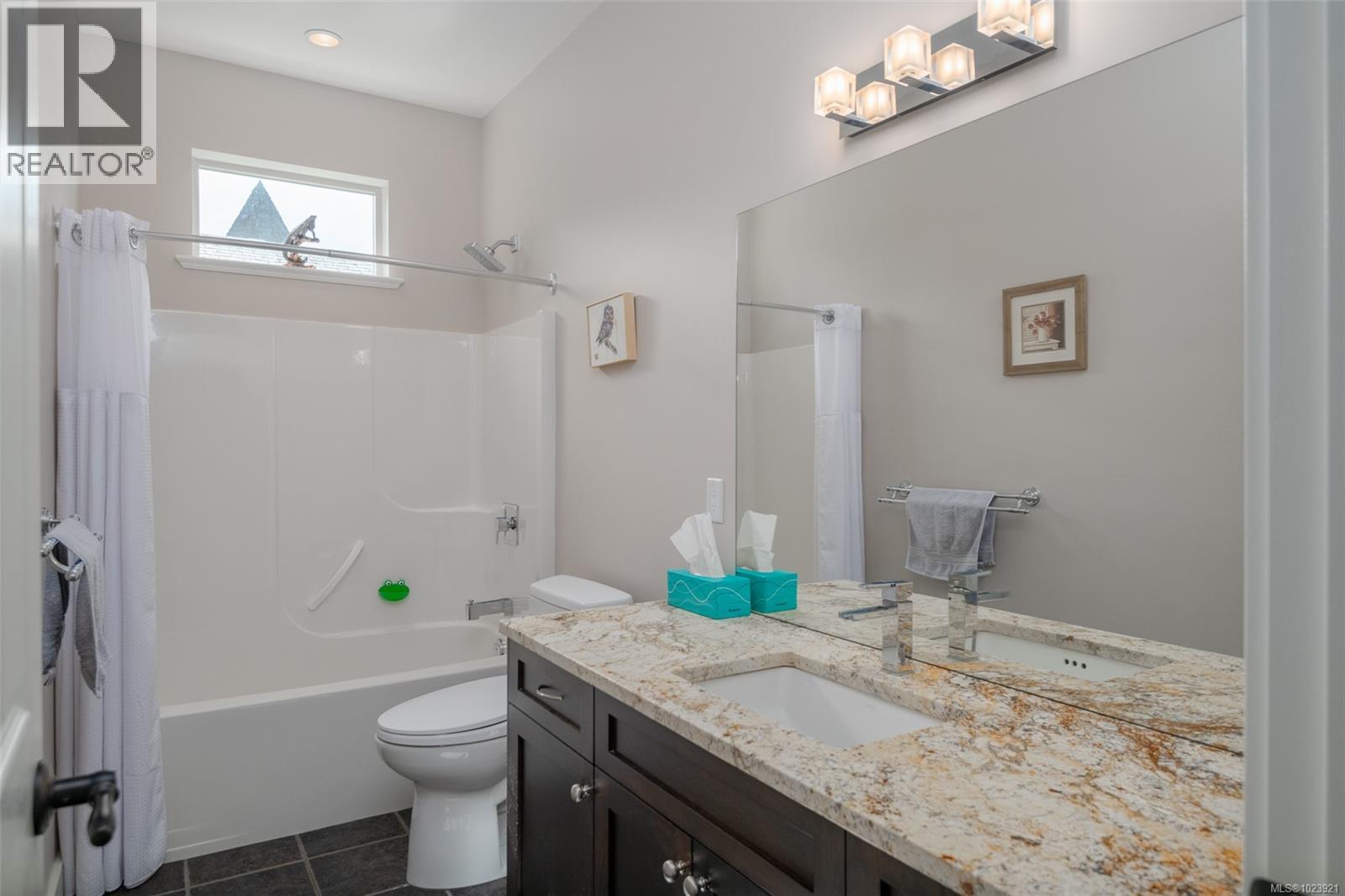 3081 6th Ave - 15