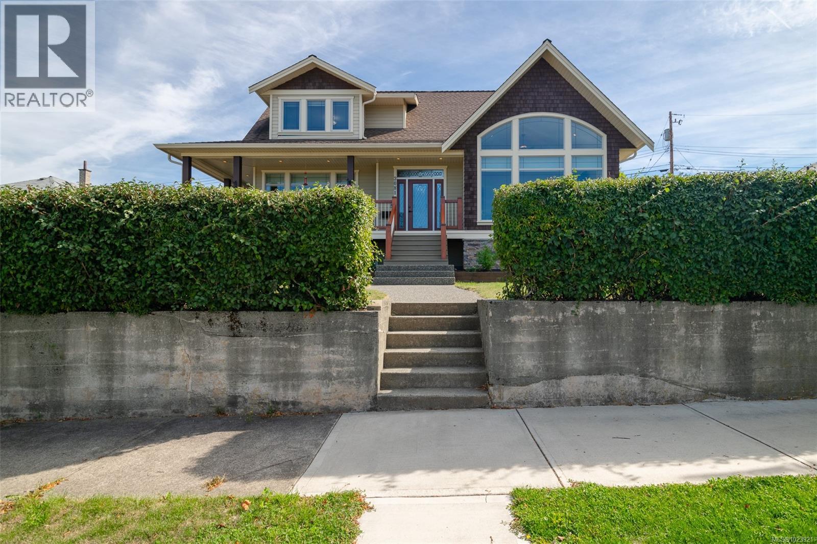 3081 6th Ave - 2
