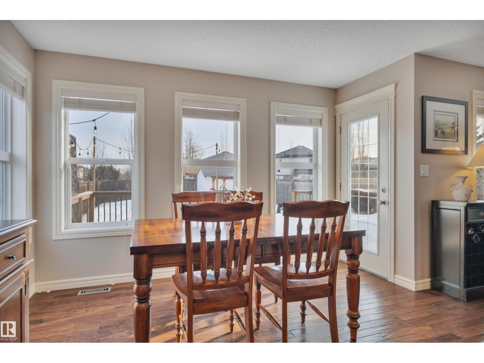 581 FOXBORO LO, Sherwood Park