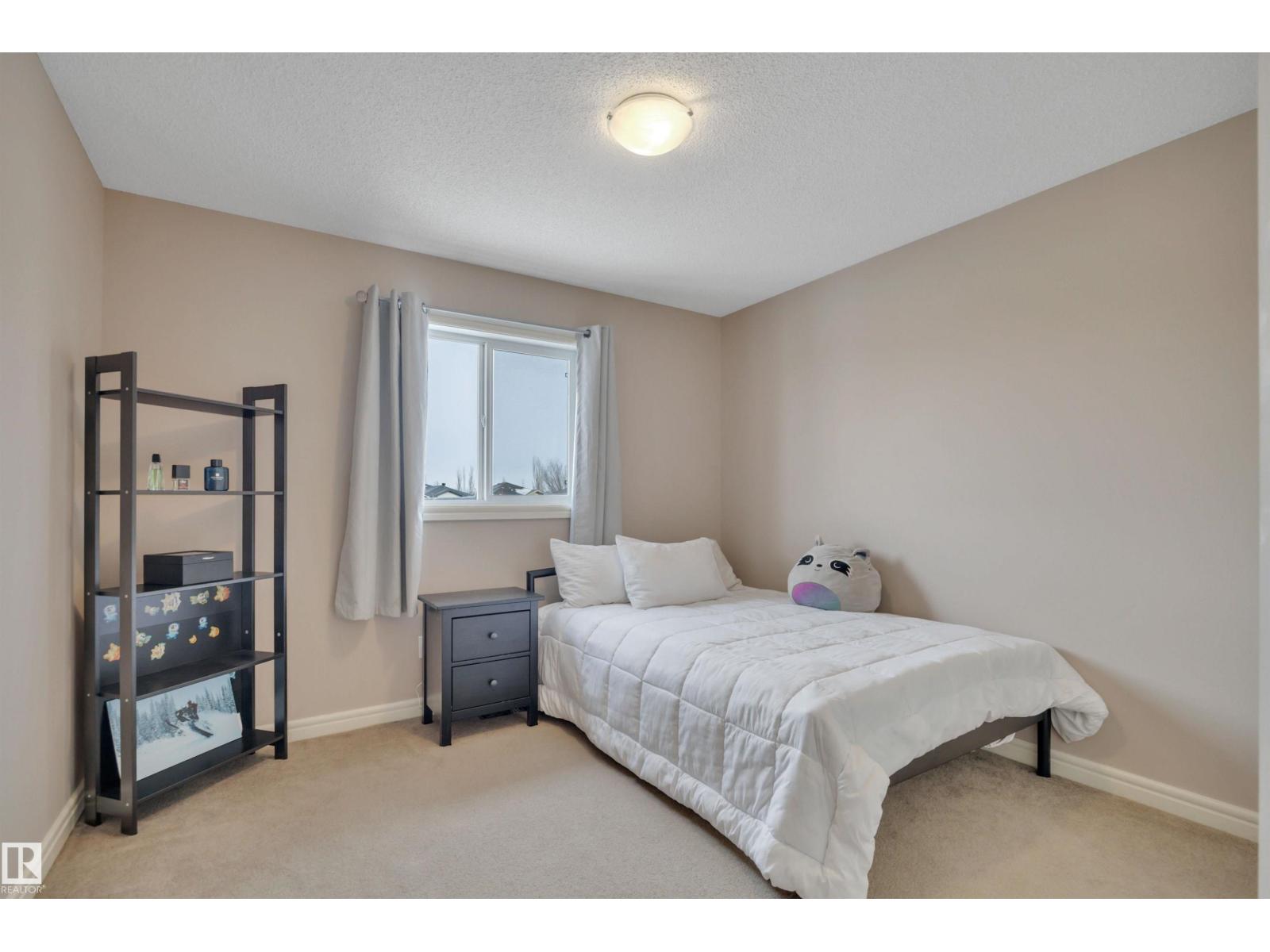 581 FOXBORO LO, Sherwood Park