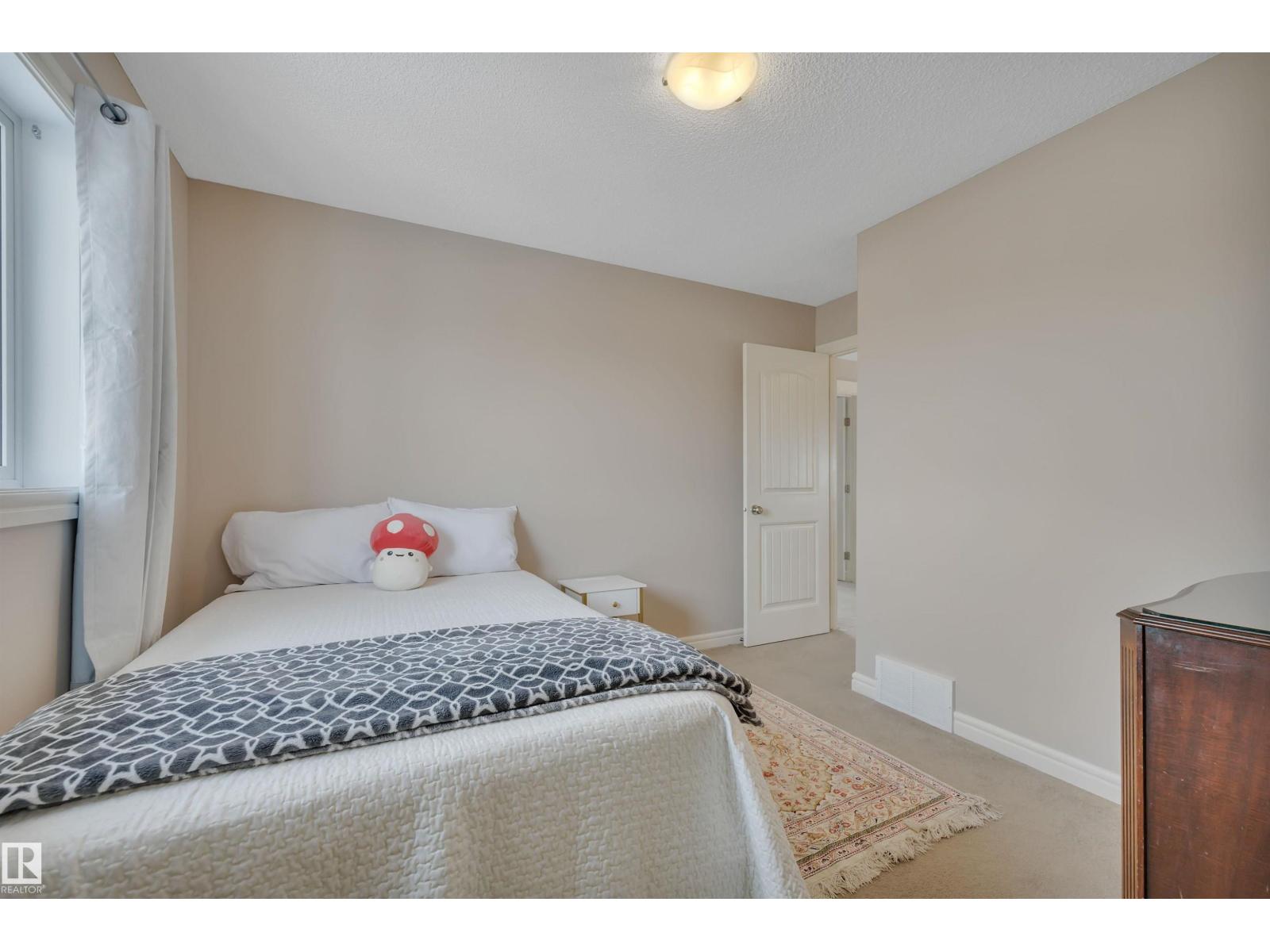 581 FOXBORO LO, Sherwood Park