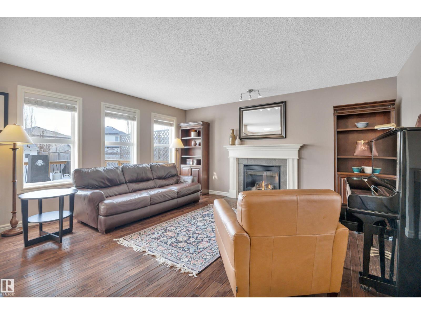 581 FOXBORO LO, Sherwood Park