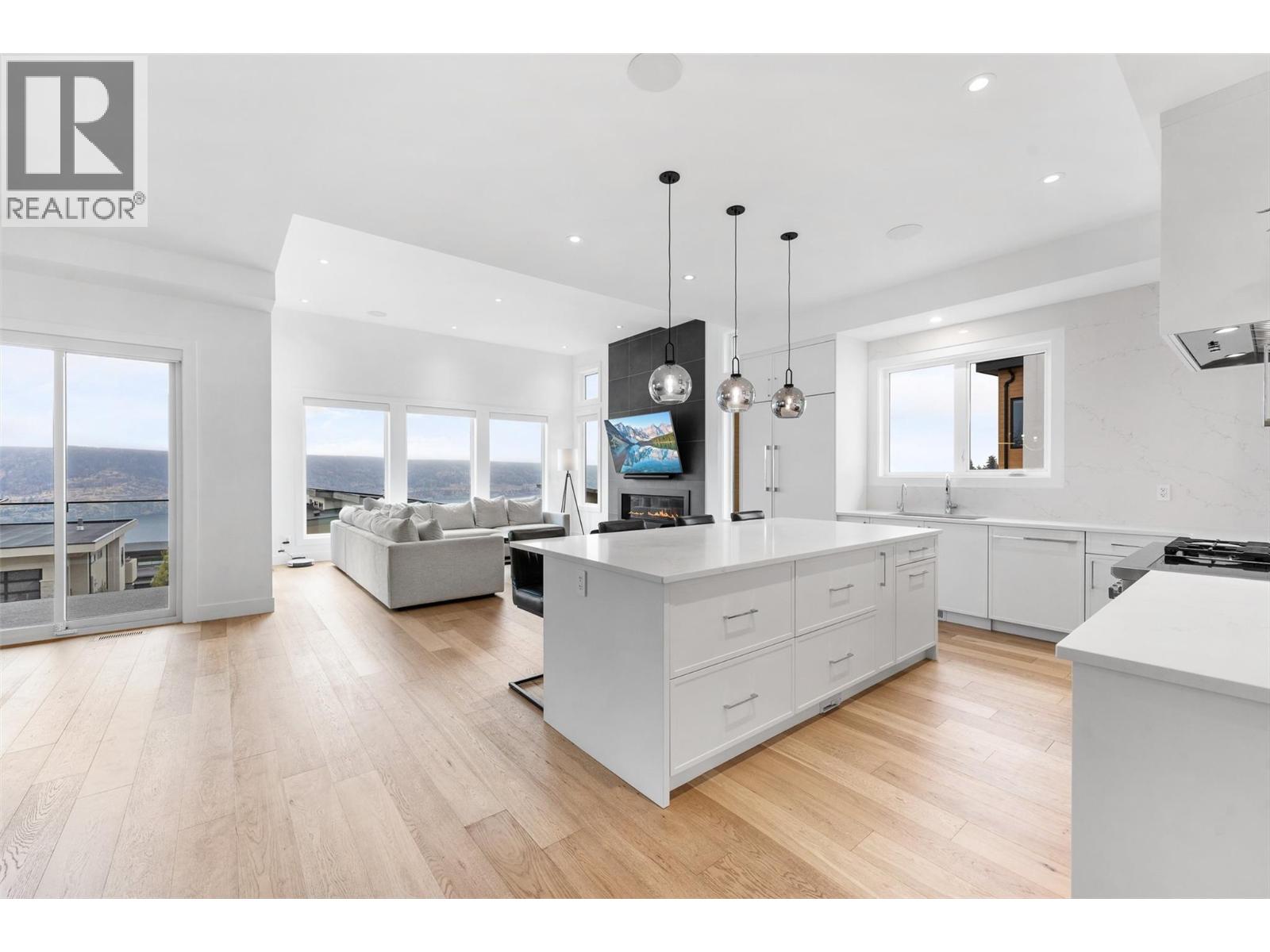  541 Clifton Court, Kelowna